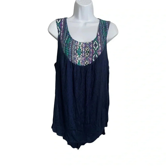 Stoosh Sleeveless Navy Blue Top NWT with colorful Patterned Neckline - Size 1X - Picture 5 of 5